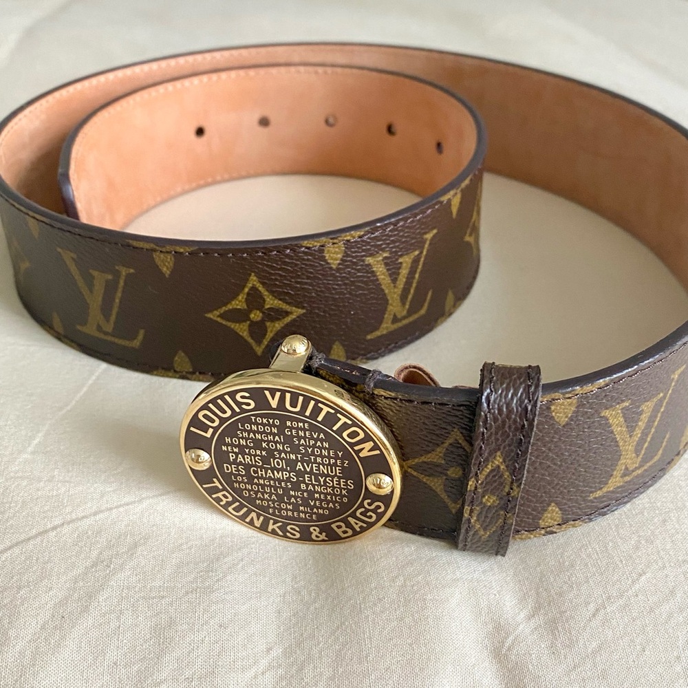 Louis Vuitton Logo Monogram Belt | Size 80/32